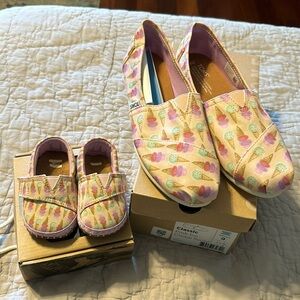 Mommy and Me pink ice cream social tiny 4 and new womens 9